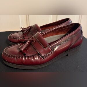 G.H. Bass & Co. Weejuns Men’s Burgundy Leather Kiltie Tassel Loafers Sz. 8